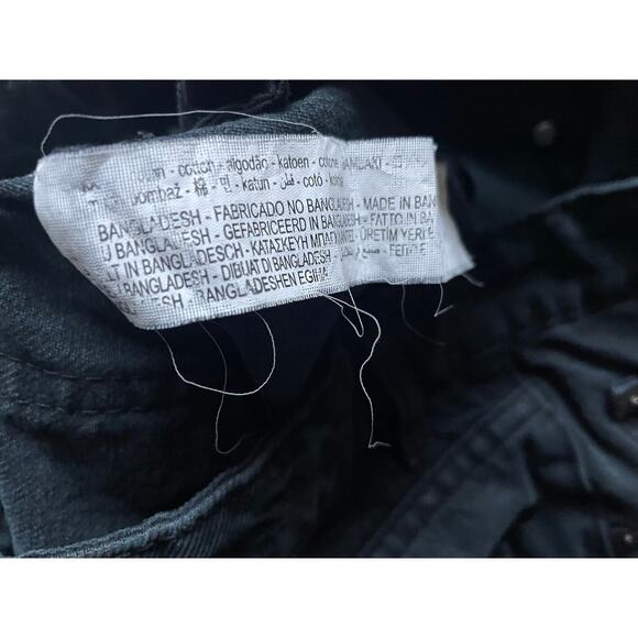 Zara Womens/Teen Black Mini Denim Skirt Button up fly Destressed Hem Size Medium - Picture 8 of 8